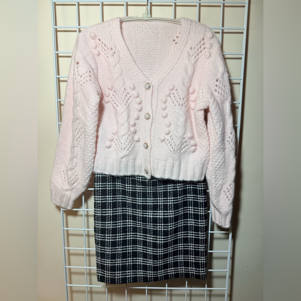 Fluffy pale pink cardigan and plaid skirt bundle